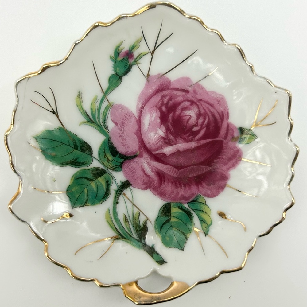 🌷🔱Nasco - Vintage Small porcelain plate.